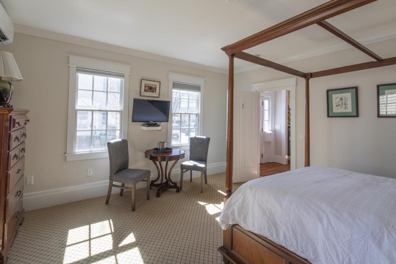 The Clarendon House Bed and Breakfast Provincetown Eksteriør billede